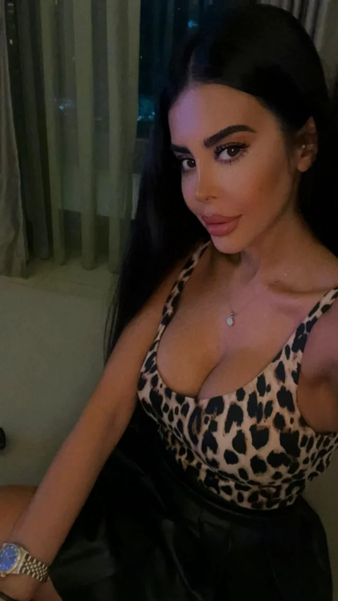 Asal escort in Dubai