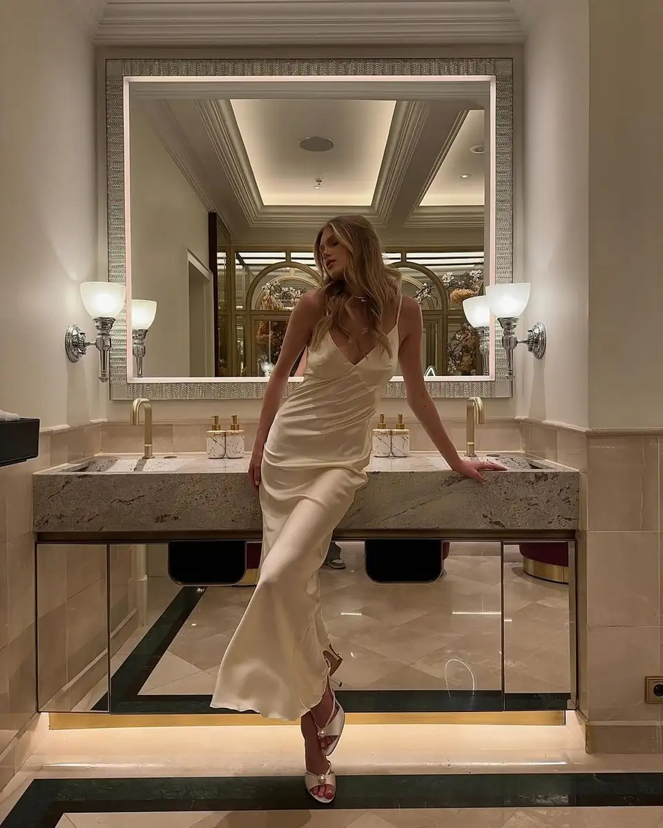 Caroline escort in Dubai