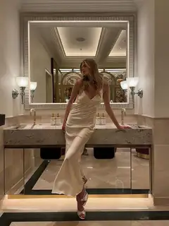 Caroline escort in Dubai