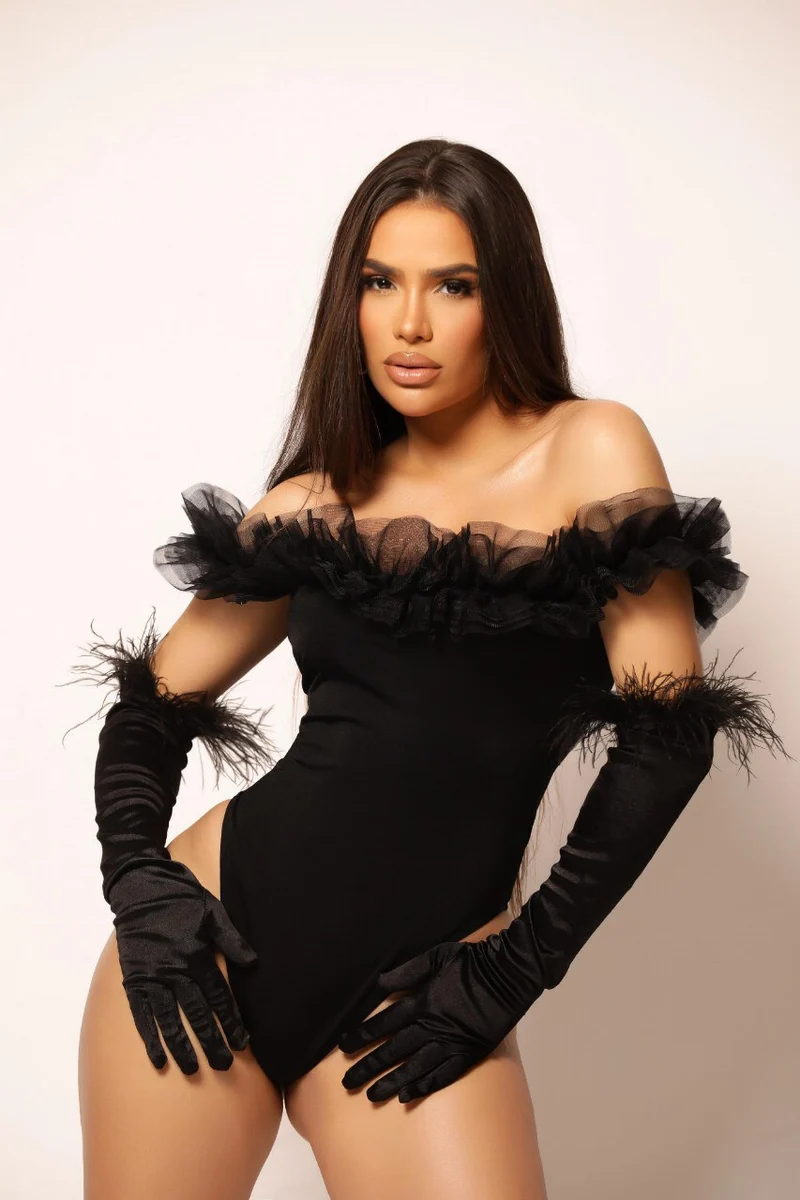 Delia escort in Dubai