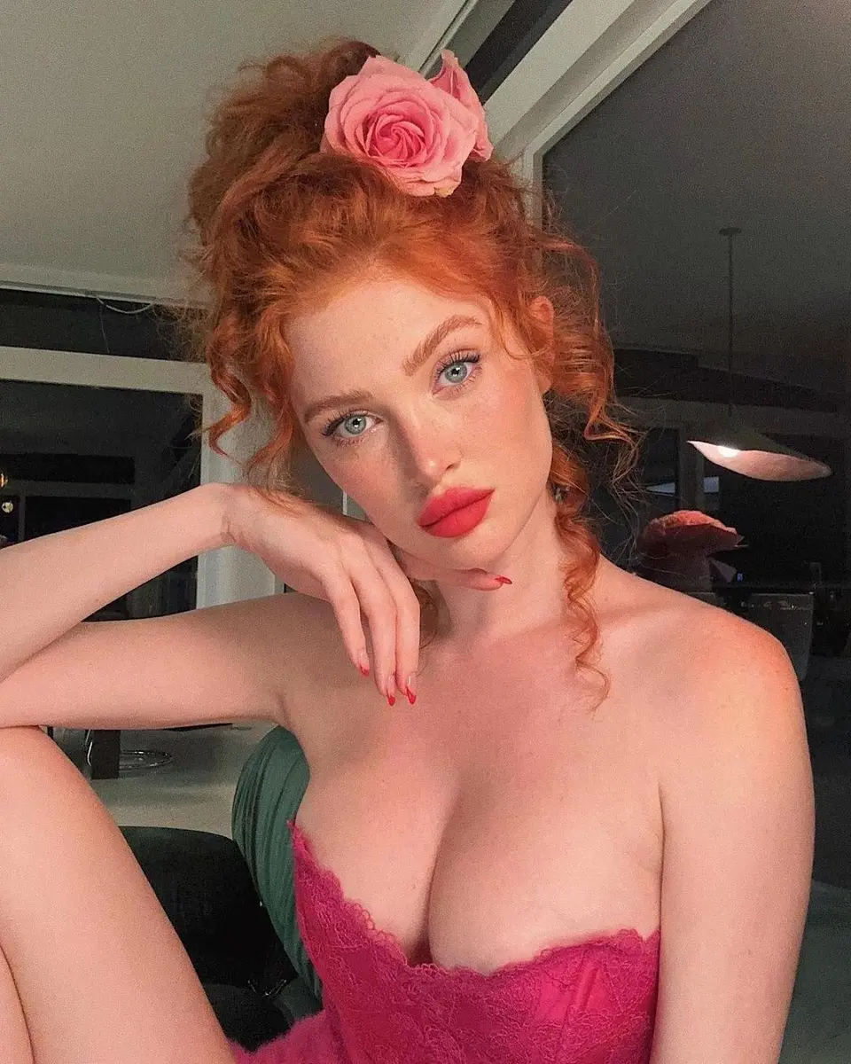 Ella escort in Dubai