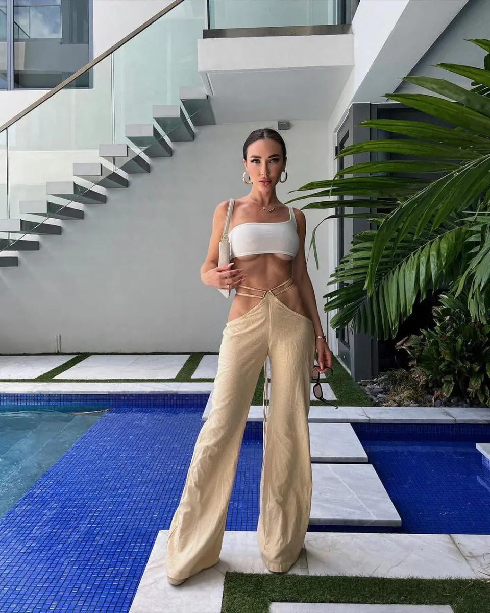 Keira escort in Dubai