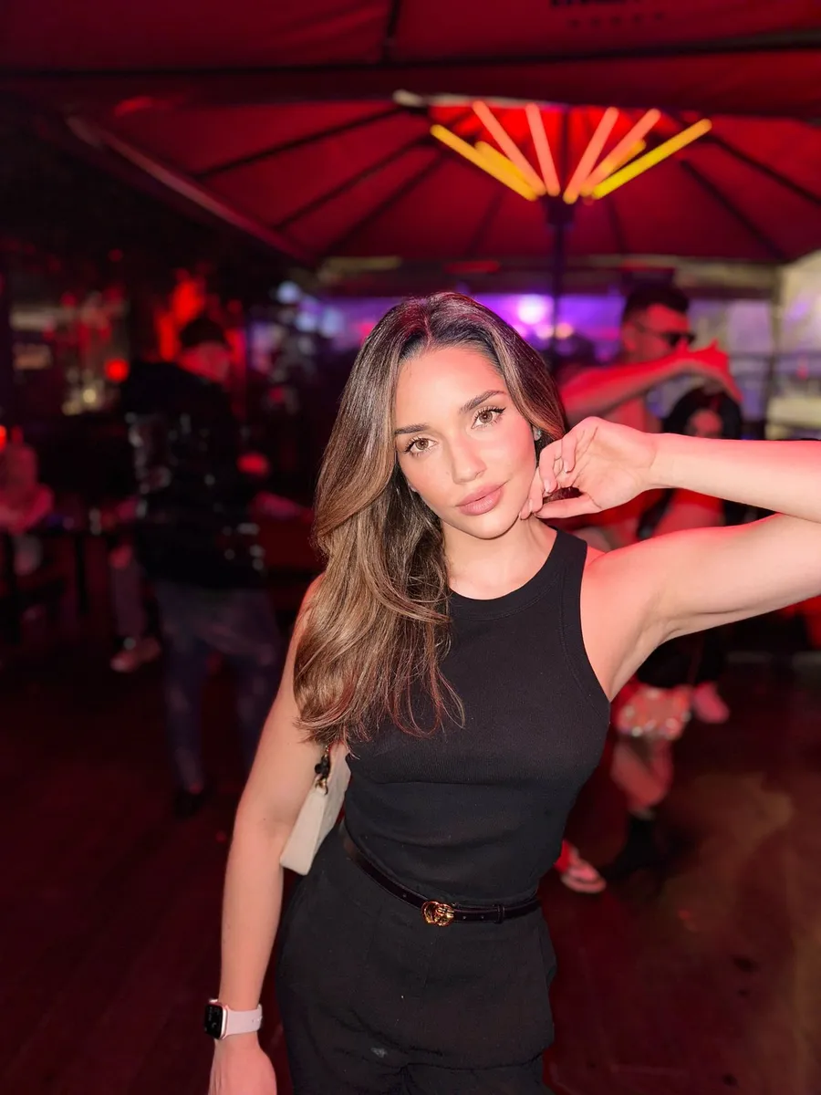 Penelope escort in Dubai
