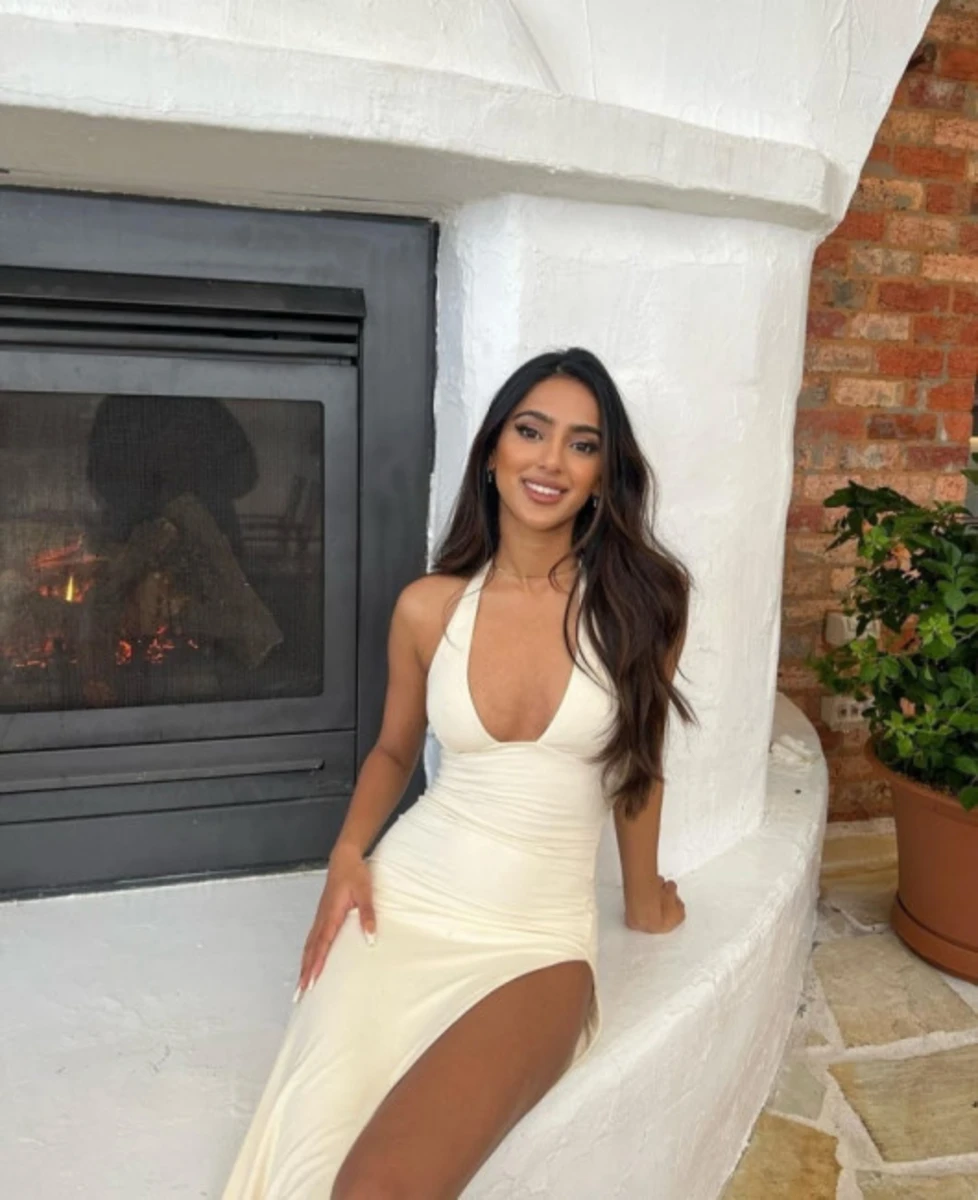 Seren escort in Dubai