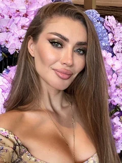 Valentina escort in Dubai